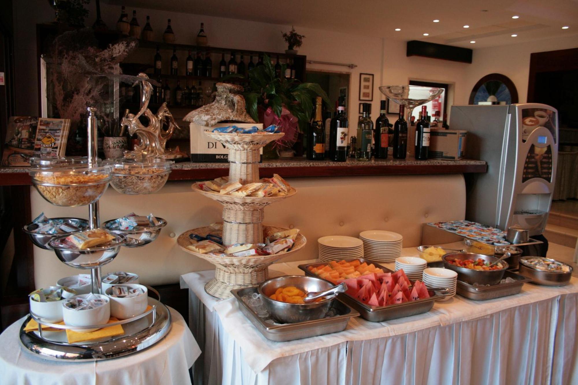 Hotel Sileoni Marina di Cecina Ngoại thất bức ảnh